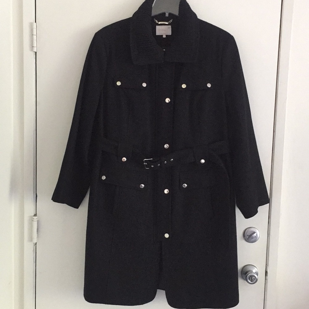BLACK LONG WINTER COAT❄️